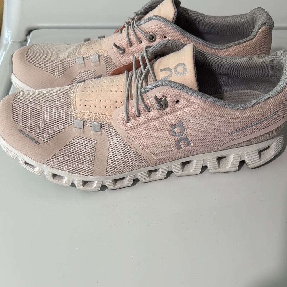 On Running Pink and Gray Sneakers with Breathable Mesh